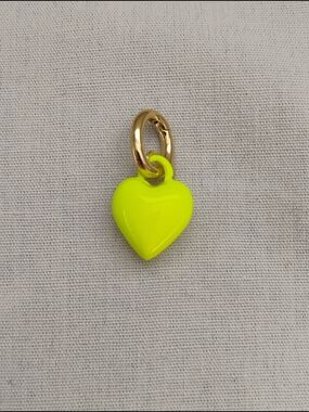 Roxanne Assoulin The Itsy Bitsy Puffy Heart Charm